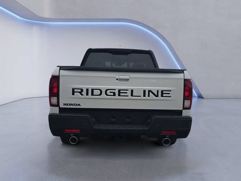 New 2026 Honda Ridgeline Black Edition image 4
