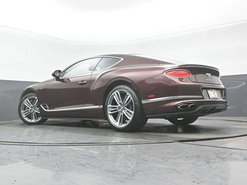 Used 2021 Bentley Continental GT AWD/4WD image 28
