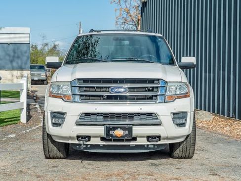 Used 2017 Ford Expedition Limited w/ Equipment Group 301A image 9