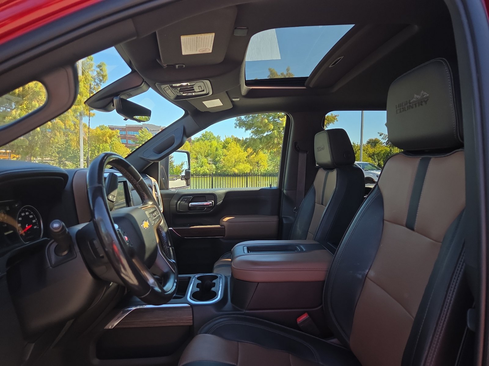 Used 2022 Chevrolet Silverado 2500 High Country w/ Z71 Off-Road Package AWD/4WD image 13