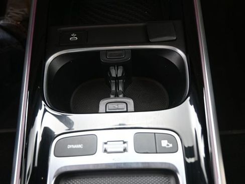 Used 2024 Mercedes-Benz EQB 250+ image 4