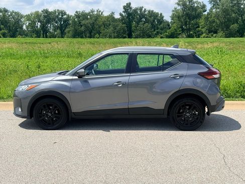 Used 2024 Nissan Kicks SV FWD image 13