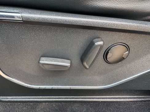 Used 2023 Ford F250 Lariat w/ Lariat Ultimate Package image 28