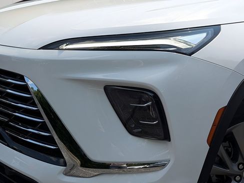 New 2026 Buick Enclave Preferred w/ Power Package image 3