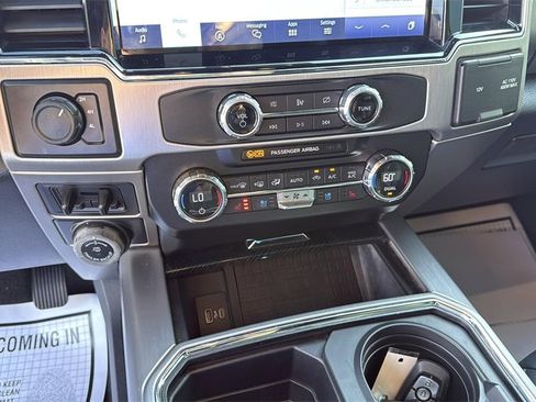 Used 2022 Ford F350 Platinum image 22