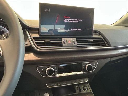 Certified 2025 Audi Q5 2.0T Premium Plus image 13