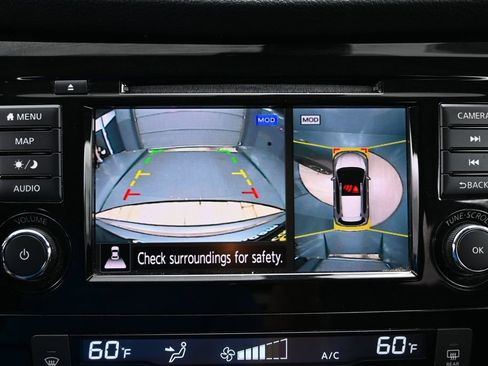 Used 2020 Nissan Rogue SL AWD/4WD image 23