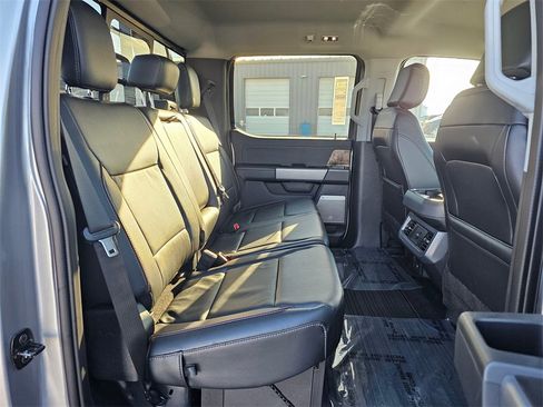 New 2024 Ford F550 4x4 Crew Cab Super Duty image 14