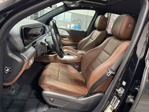 Used 2024 Mercedes-Benz GLE 450e 4MATIC image 13