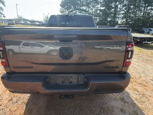 Used 2024 RAM 2500 Laramie w/ Night Edition AWD/4WD image 9