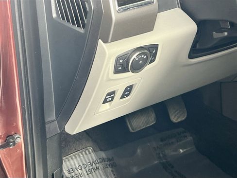 Used 2015 Ford F150 XLT w/ Equipment Group 301A Mid image 10