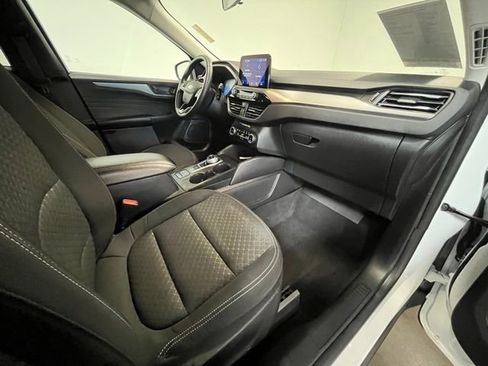 Used 2024 Ford Escape Active FWD image 9