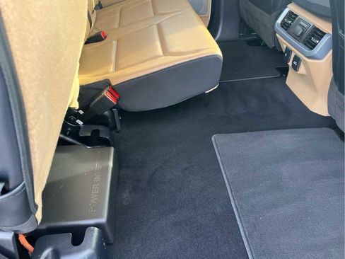 Used 2023 Ford F150 Lariat w/ Equipment Group 502A High image 22