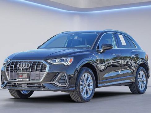 Certified 2025 Audi Q3 2.0T Premium Plus w/ Premium Plus Package AWD/4WD image 7