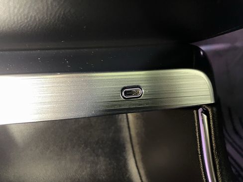 Used 2025 Cadillac Lyriq Sport image 33