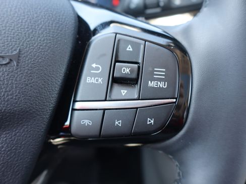 Used 2024 Ford Escape Platinum w/ Premium Technology Package AWD/4WD image 17