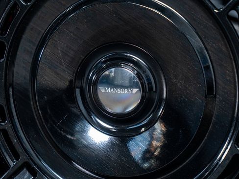 Used 2023 Rolls-Royce Phantom Sedan image 33