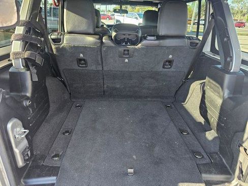 Used 2021 Jeep Wrangler Unlimited Sahara AWD/4WD image 23
