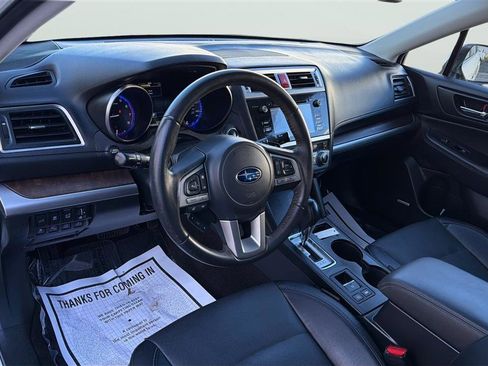 Used 2017 Subaru Outback 2.5i Limited image 18