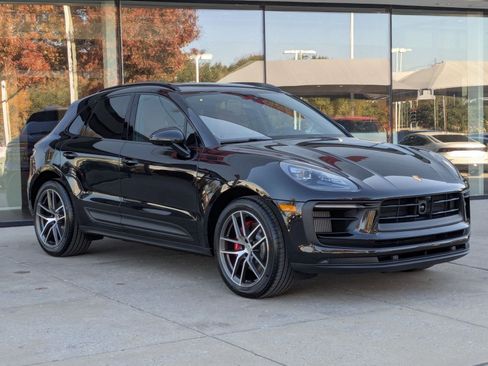 New 2026 Porsche Macan S image 7