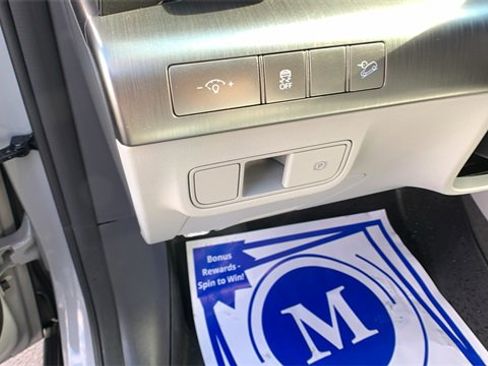 Certified 2024 Hyundai Kona SEL image 11