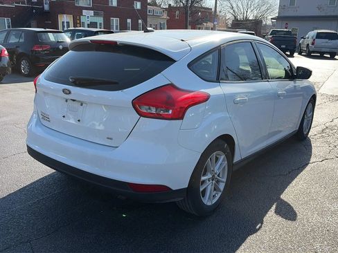 Used 2017 Ford Focus SE image 5