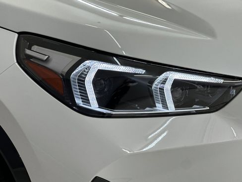 New 2026 BMW X1 xDrive28i w/ Convenience Package AWD/4WD image 10