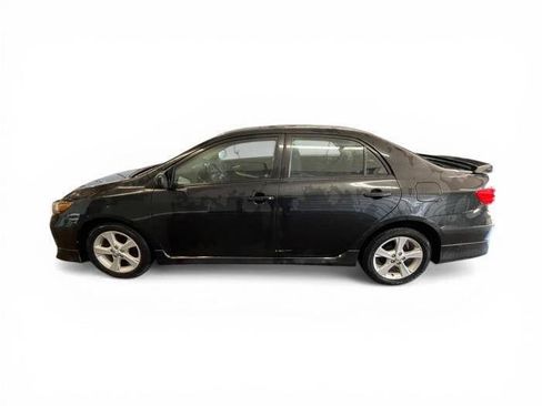 Used 2012 Toyota Corolla S image 2