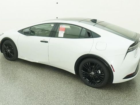 New 2026 Toyota Prius Plug-In Hybrid image 39