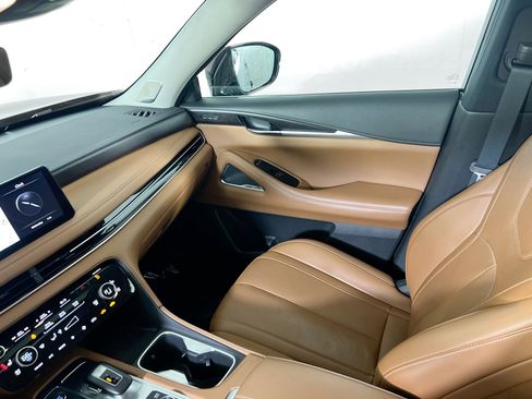 Used 2023 INFINITI QX60 Sensory w/ Vision Package image 25