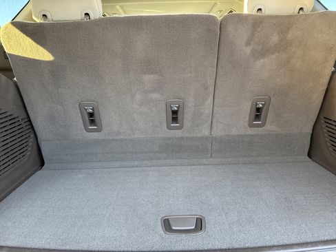 Used 2021 GMC Yukon Denali w/ Denali Ultimate Package image 38