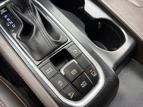 Used 2019 Hyundai Santa Fe AWD image 25
