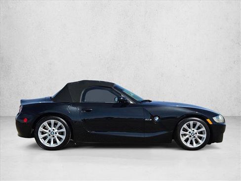 Used 2006 BMW Z4 3.0si image 4