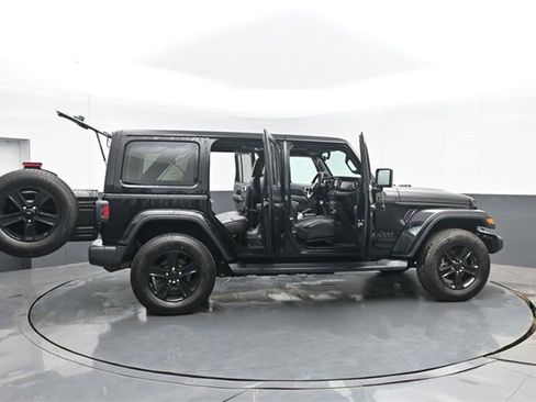 Used 2020 Jeep Wrangler Unlimited Sahara image 50