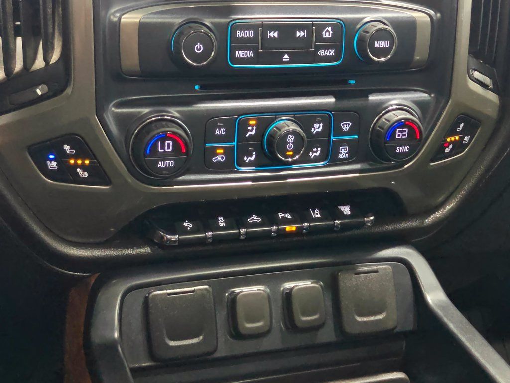 Used 2018 Chevrolet Silverado 2500 High Country w/ Duramax Plus Package AWD/4WD image 8