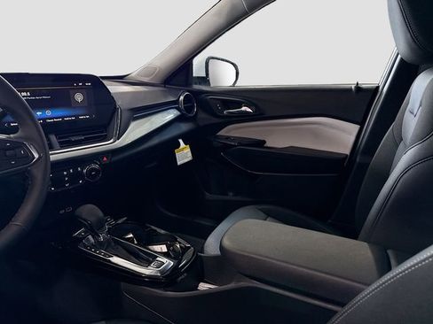 New 2026 Chevrolet Trax LT w/ Driver Confidence Package image 23