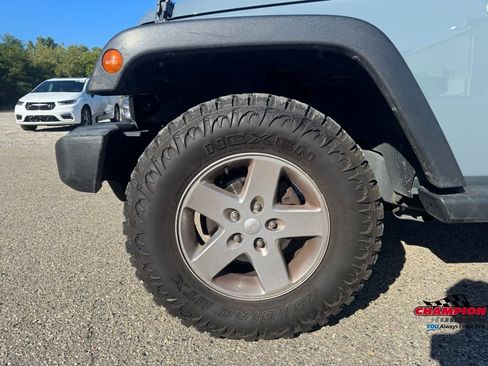 Used 2015 Jeep Wrangler Unlimited Sport w/ Quick Order Package 24S image 20