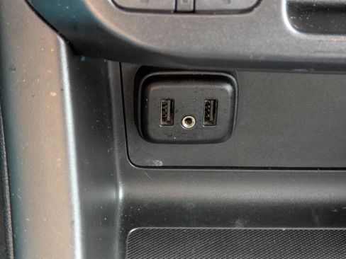 Used 2019 Chevrolet Colorado Z71 image 29