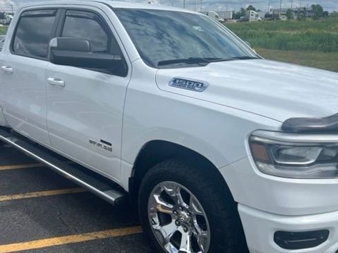 Used 2019 RAM 1500 Big Horn AWD/4WD image 3