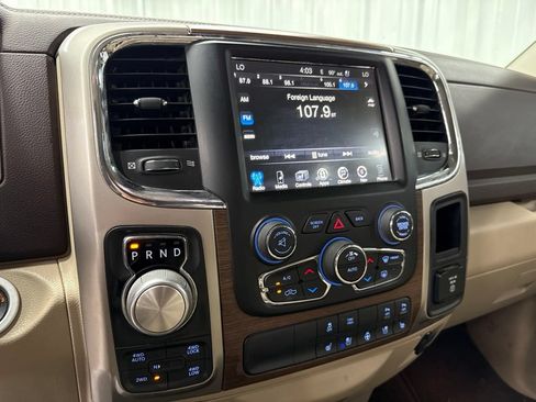 Used 2017 RAM 1500 Laramie w/ Convenience Group AWD/4WD image 11