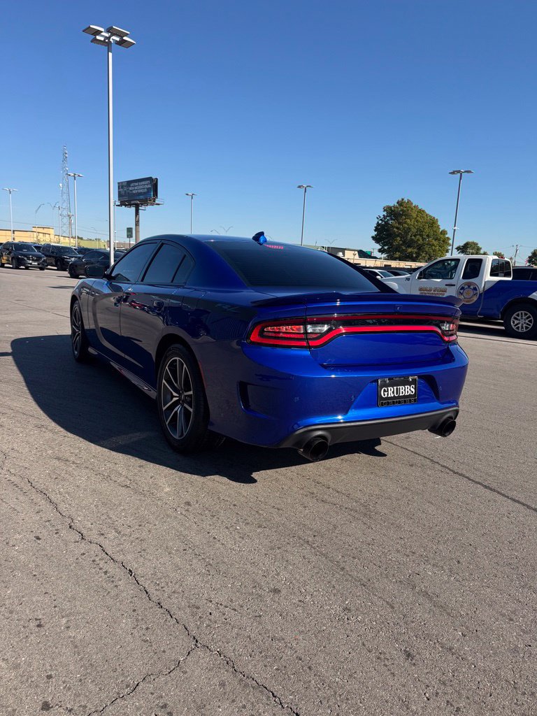 Used 2022 Dodge Charger R/T w/ Plus Group RWD image 8