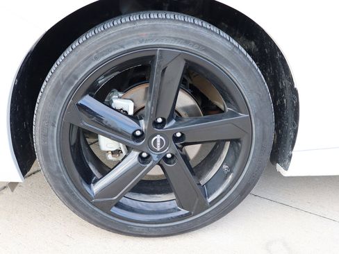 Used 2024 Nissan Sentra SR image 25