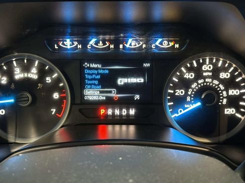 Used 2017 Ford F150 XLT w/ Max Trailer Tow Package AWD/4WD image 13