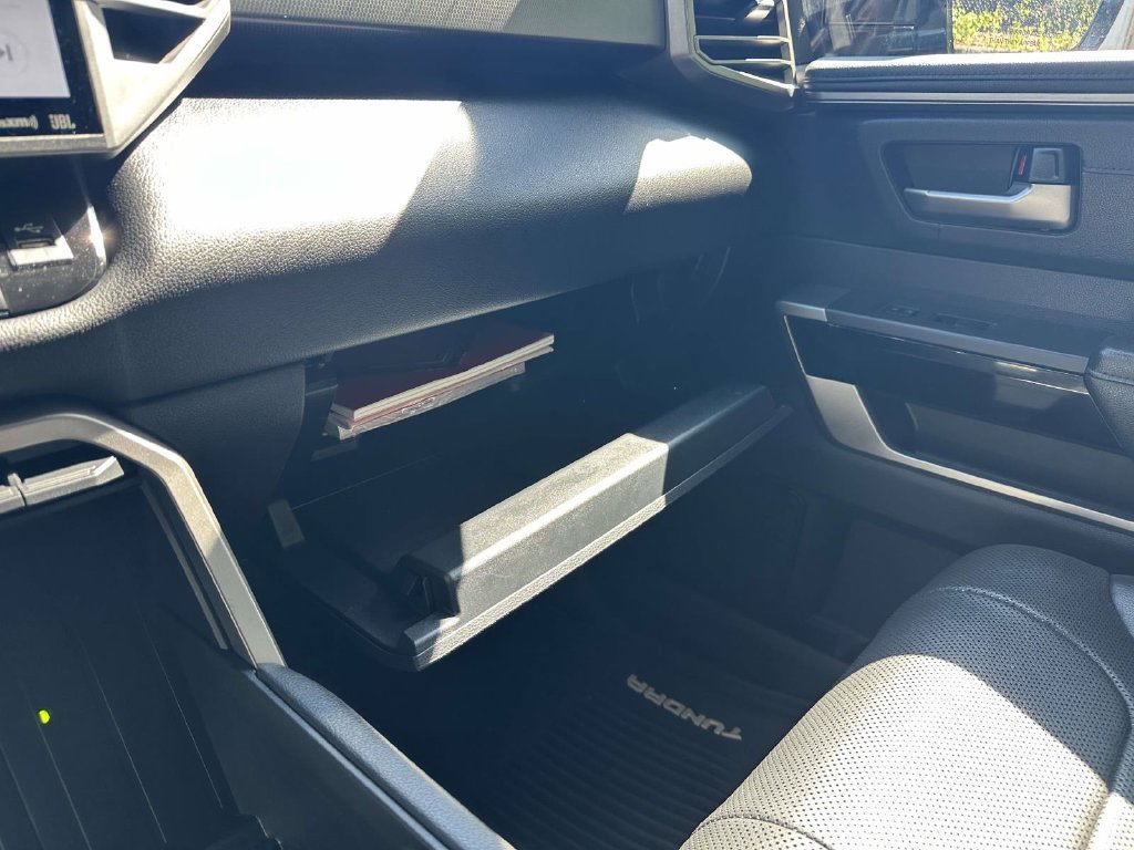 Used 2022 Toyota Tundra Limited w/ Power Package AWD/4WD image 19
