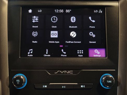 Used 2019 Ford Fusion SE FWD image 25