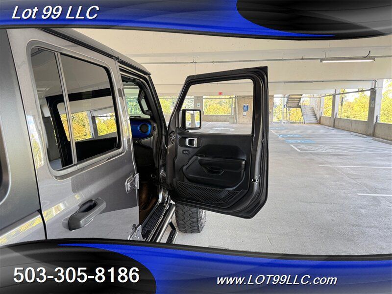 Used 2020 Jeep Wrangler Unlimited Sport S AWD/4WD image 44