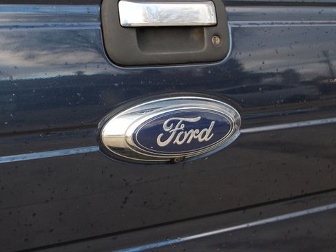 Used 2014 Ford F150 XLT w/ Equipment Group 302A Luxury image 40