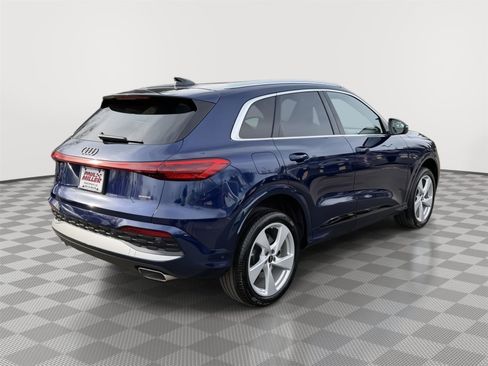 Used 2025 Audi Q5 Premium Plus w/ Premium Plus image 6