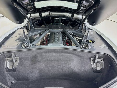 Used 2023 Chevrolet Corvette Stingray w/ Z51 Performance Package image 27