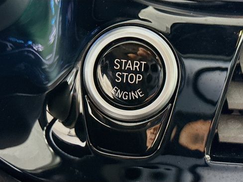 Used 2023 BMW 530e w/ M Sport Package image 21